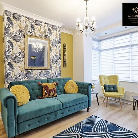 Stunning Tropical Oasis In Southend-On-Sea By Artisan Stays I Weekly Or Monthly Stay Offer I Free Parking I Sleeps 7 Exterior foto