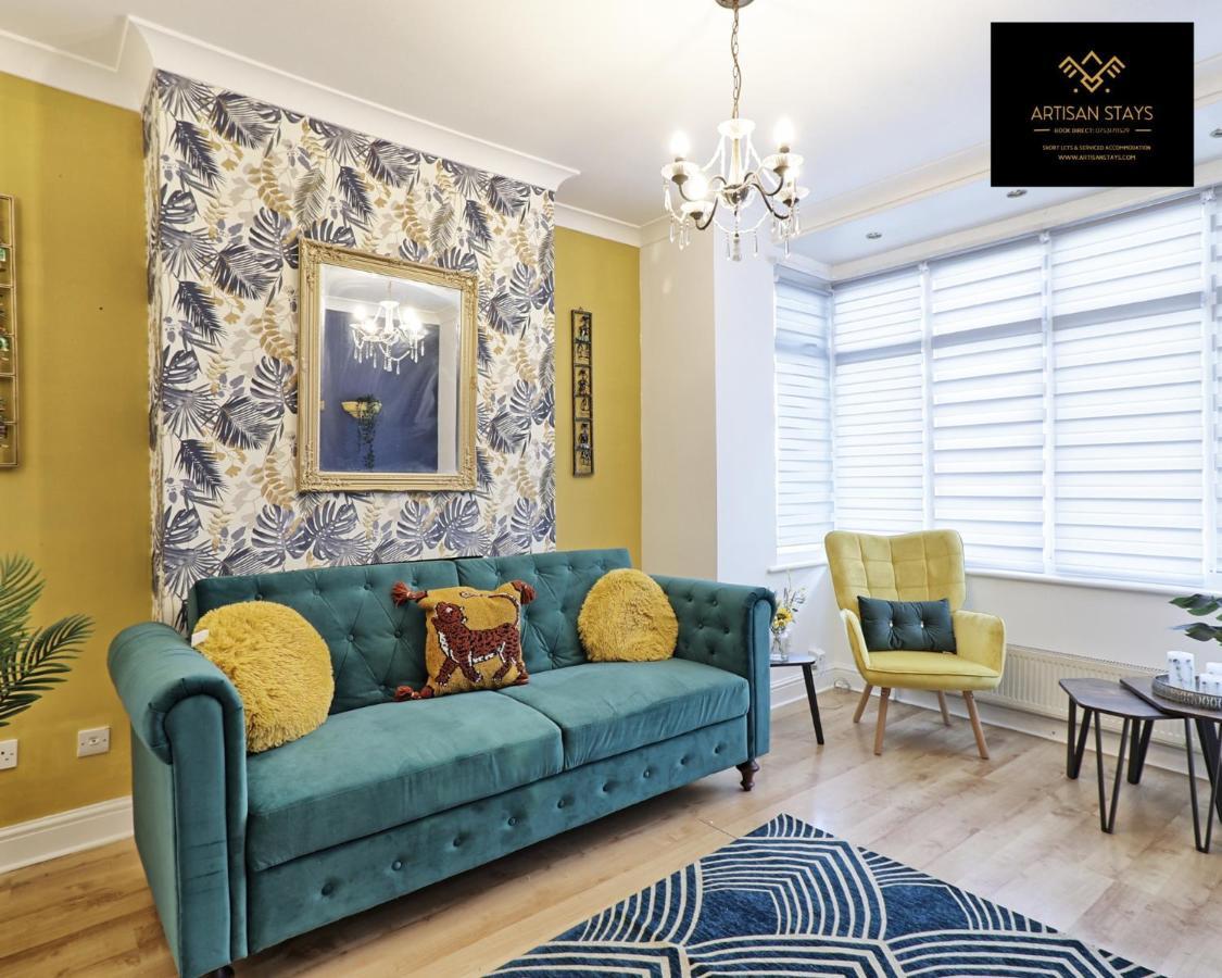 Stunning Tropical Oasis In Southend-On-Sea By Artisan Stays I Weekly Or Monthly Stay Offer I Free Parking I Sleeps 7 Exterior foto